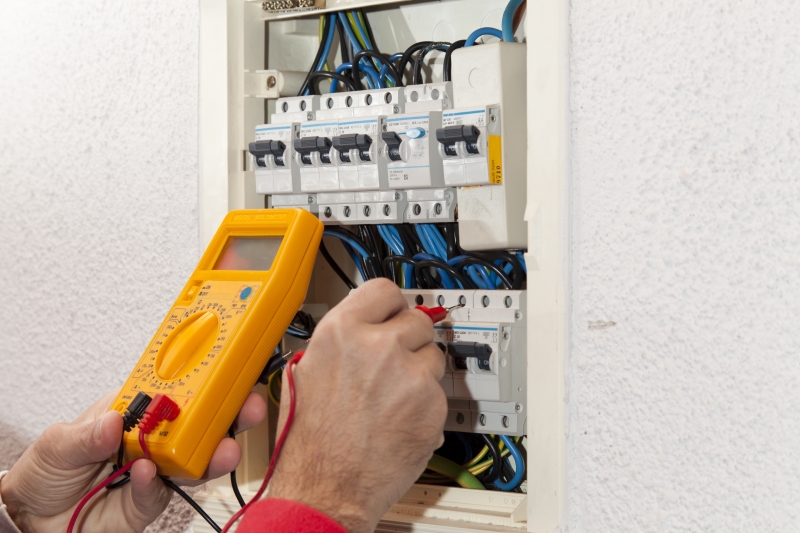 Electricians Chigwell Row